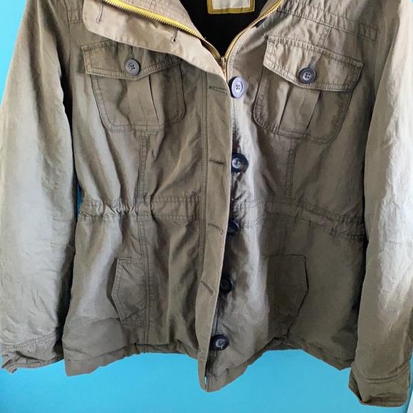 Old Navy size medium jacket - Picture 5 of 8